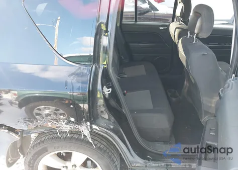 2012 Jeep Compass Sport из США, поврежденный, VIN 1C4NJDBB3CD553165